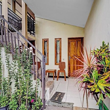 Adinda Homestay レムバン エクステリア 写真