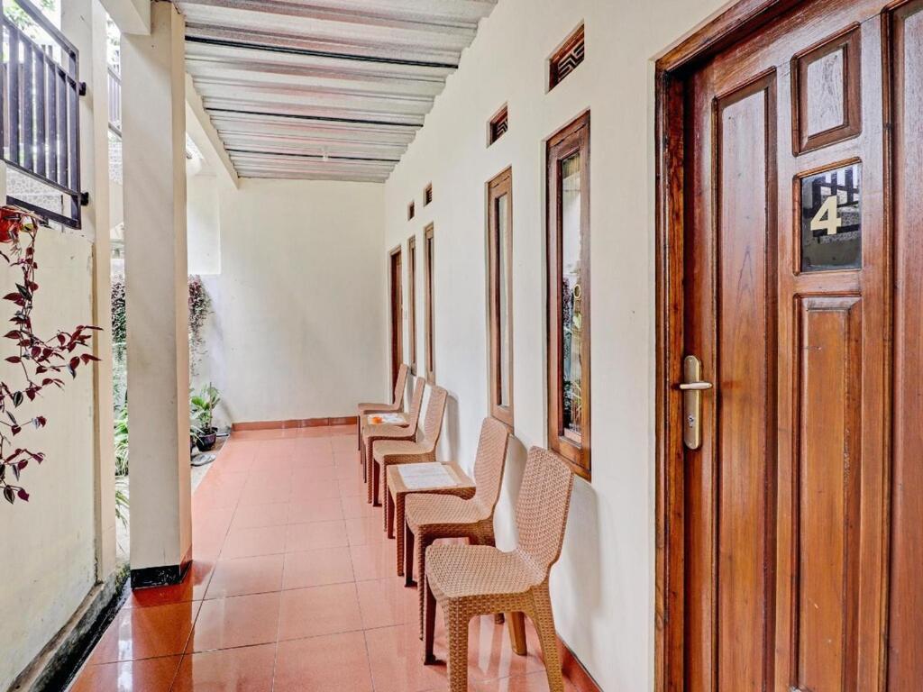 Adinda Homestay レムバン エクステリア 写真